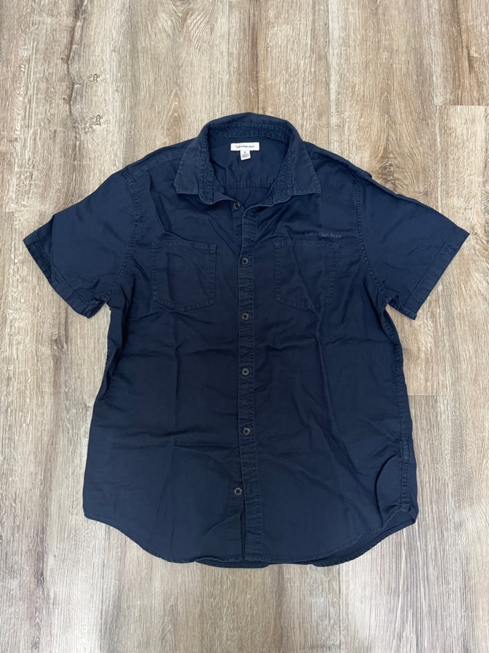 Calvin Klein Jeans Men’s Navy Short-Sleeve Button-Down Shirt
